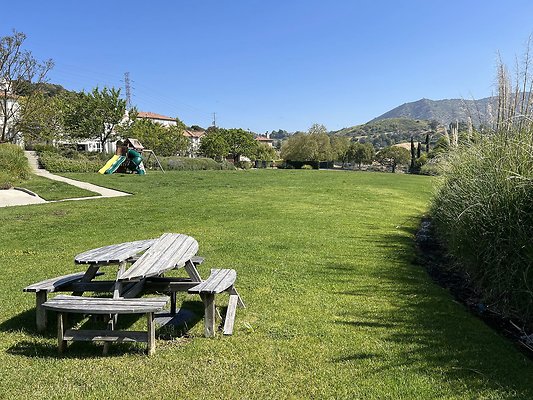 WFL-2053-Los Angeles-PARK &amp; POOL