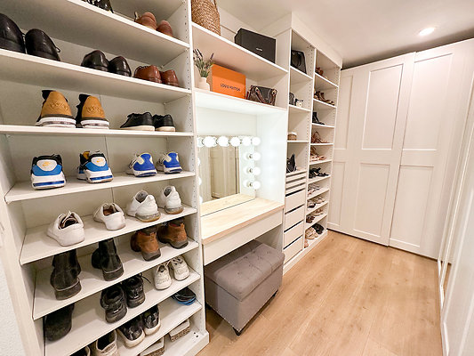 Master Closet 2