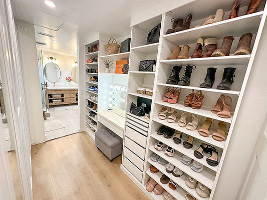 Master Closet 1