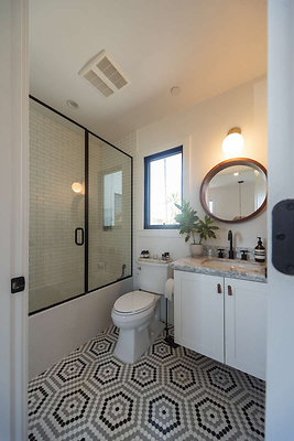 13795 bath 5