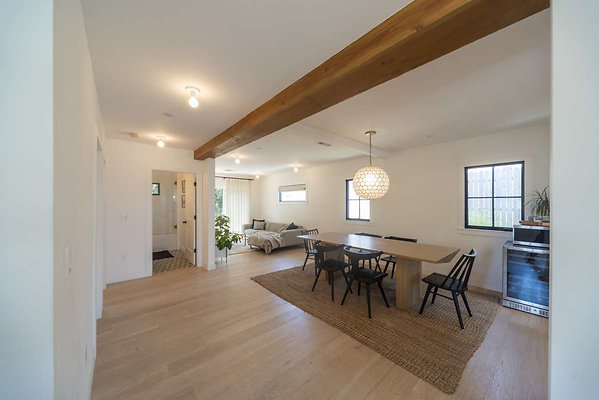13795 dining 4