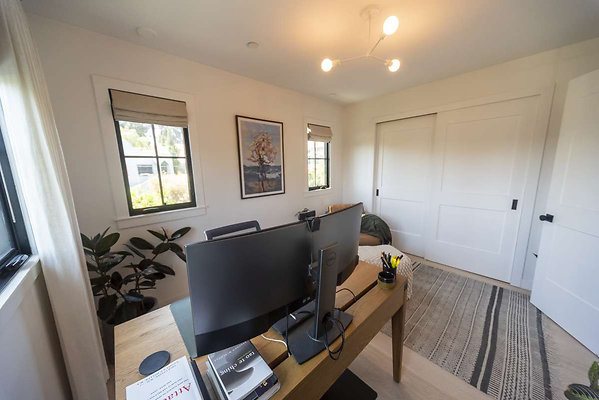 13795 office 8