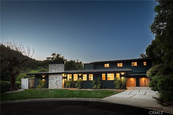 SR25084306 24 2