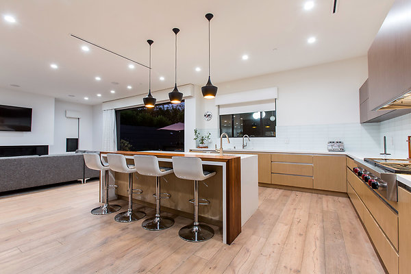 736 N Curson Ave HsHProd-61