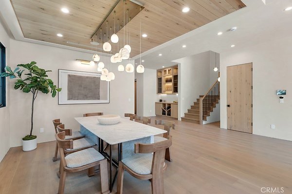 SR25228296 49 0 SR25228296 49 0