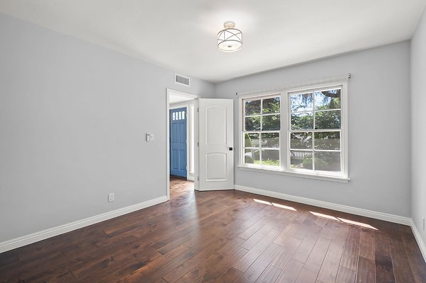 08062538-web-or-mls-15473 Lemay St MEDIA360VR-38 08062538-web-or-mls-15473 Lemay St MEDIA360VR-38