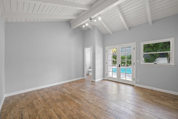 08062552-web-or-mls-15473 Lemay St MEDIA360VR-52 08062552-web-or-mls-15473 Lemay St MEDIA360VR-52