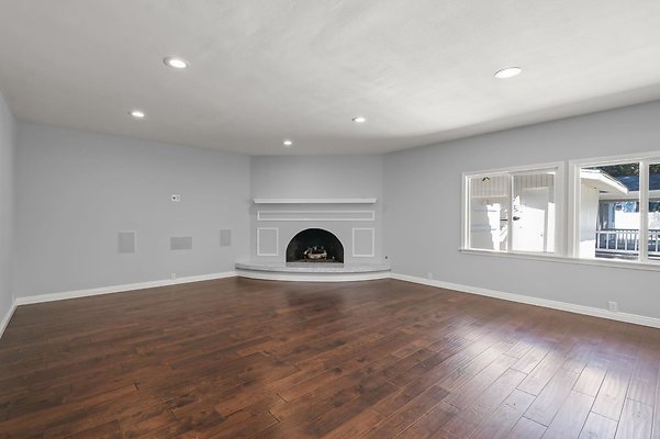 08062517-web-or-mls-15473 Lemay St MEDIA360VR-17 08062517-web-or-mls-15473 Lemay St MEDIA360VR-17